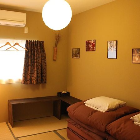 Bar And Hostel Mondo โอซาก้า ภายนอก รูปภาพ